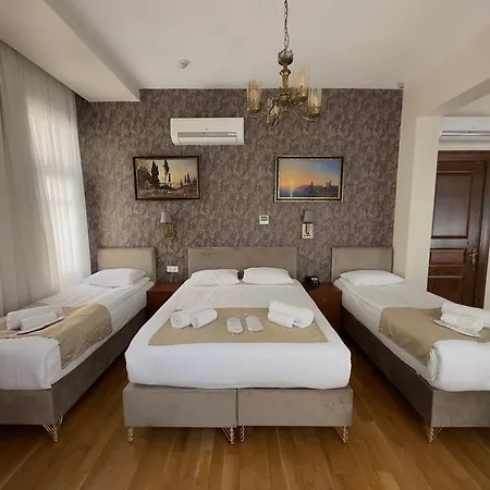 Nan Hotel *